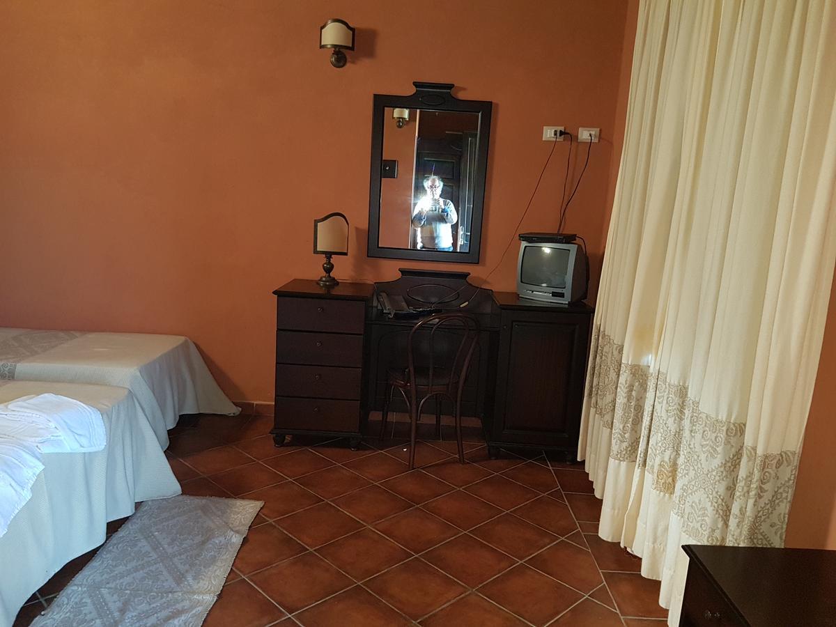 Hotel Sardus Pater Portixeddu Zewnętrze zdjęcie